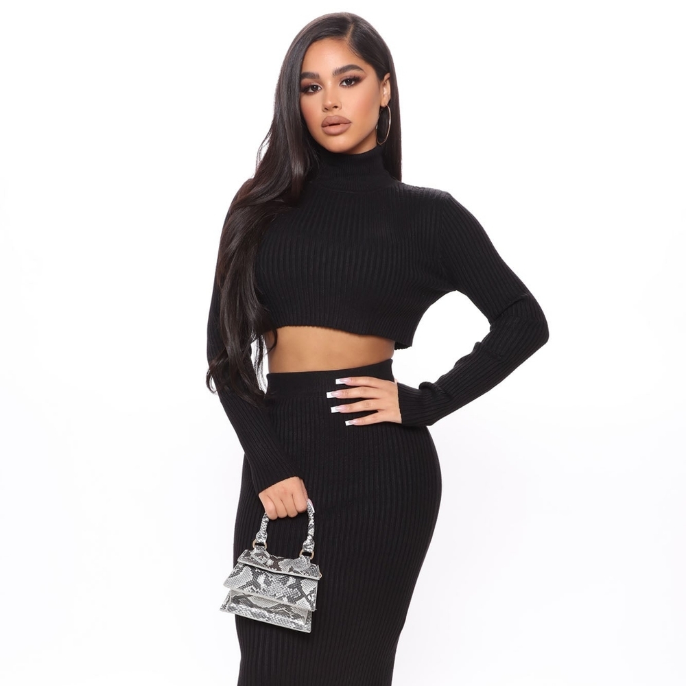 Fashion Nova Sweater Skirt Set 3X